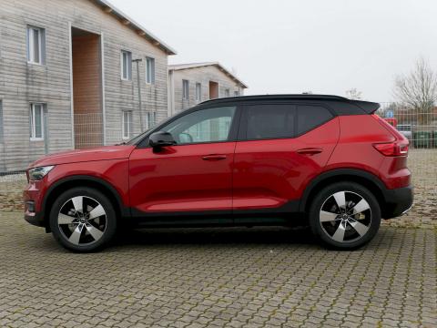 Volvo XC40 Rot Auto Till München